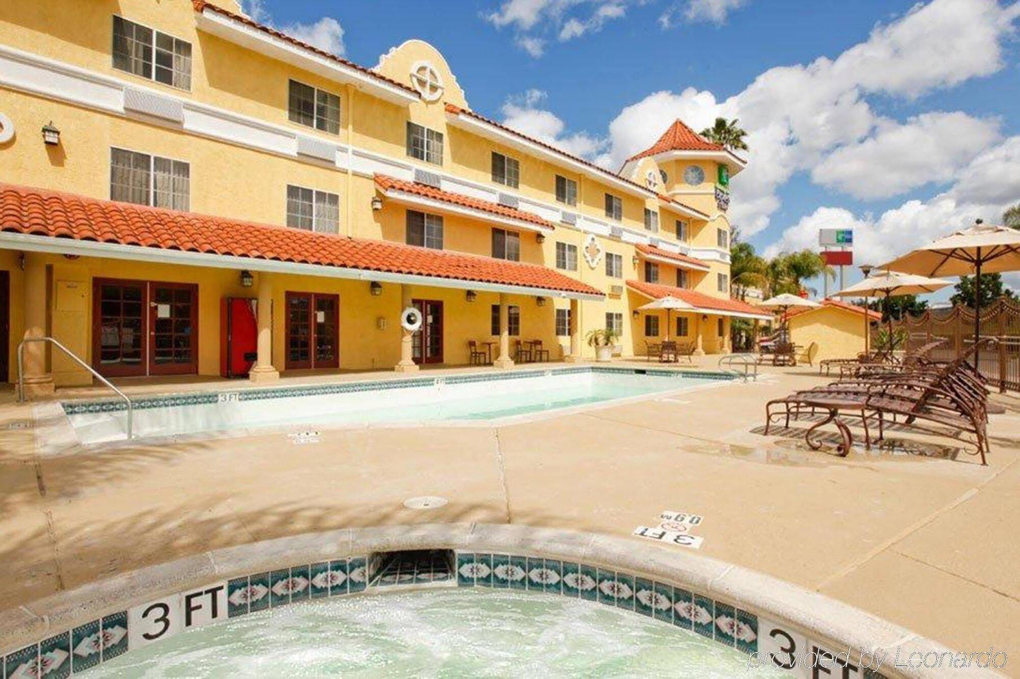 Holiday Inn Express Hotel & Suites San Diego-Escondido By Ihg Luaran gambar
